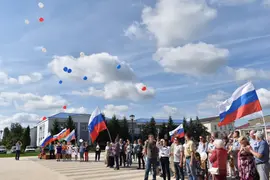 В Добровском районе отметили День Государственного флага