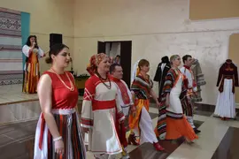 Отдел культуры администрации Хлевенского района стал инициатором проведения «Выставки национальных культур»