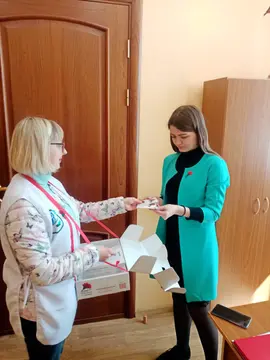 Добринское районное отделение Союза женщин присоединилось к акции Красная гвоздика