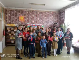 В Межпоселенческой библиотеке села Красное прошло мероприятие клуба детей-инвалидов " Добрый волшебник"