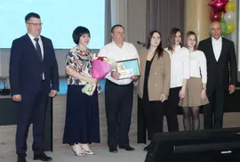 Многодетная семья Красниковых из Лебедянского района получила областную премию