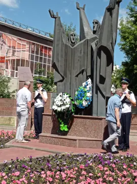 В Липецке почтили память ветеранов боевых действий