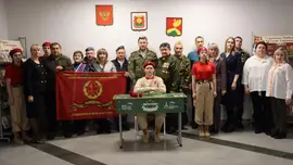 22 января в МБОУ СОШ с. Тербуны состоялось торжественное открытие Парты Героя бывшего ученика школы Николая Воронина