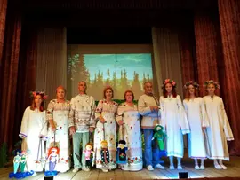 Захватывающий кукольный спектакль "В ночь на Ивана Купала" по пьесе Э. Пиженко оживил сцену Рождественского СДК 8 июля