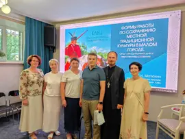 Члены рубцовского женсовета на встрече с Матюхиным К. Н