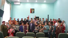 «Материнский подвиг бессмертен»: в Добринском округе почтили память героев и поддержали их матерей