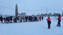 В селе Н-Никольское прошла спортивная эстафета на льду