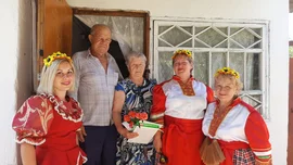 В рамках празднования Дня семьи, любви и верности в Краснинском районе прошла акция