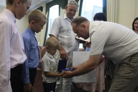 Моногодетные семьи Липецкой области традиционно принимают поздравления.