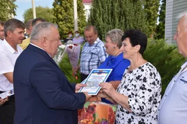 Ежегодно ко Дню малой родины во всех муниципалитетах Липецкой области обновляются доски почета «Трудовая слава»