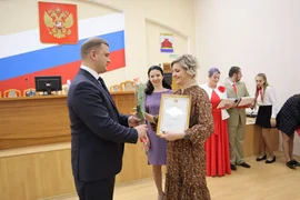 В администрации Задонского района прошло торжественное мероприятие, посвящённое Дню учителя.