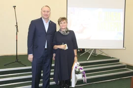 Торжественный прием накануне Дня матери провел глава Добровского района Анатолий Попов