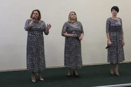 Торжественный прием накануне Дня матери провел глава Добровского района Анатолий Попов