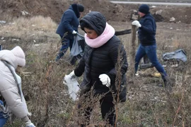 В минувшую пятницу прошел субботник в Елецком микрорайоне