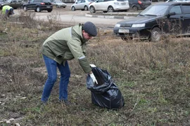 В минувшую пятницу прошел субботник в Елецком микрорайоне