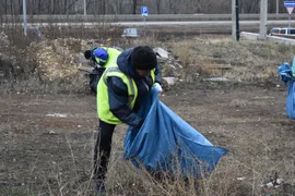 В минувшую пятницу прошел субботник в Елецком микрорайоне