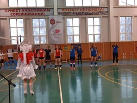 В районном центре Тербуны прошел межрайонный турнир по волейболу
