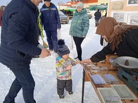 Работники Добровского дома культуры провели акцию памяти Блокадный хлеб