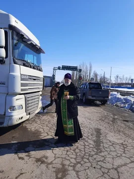 В Тербунском районе собрали и передали гуманитарную помощь жителям Донбасса.