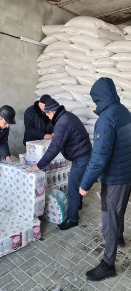 В Тербунском районе собрали и передали гуманитарную помощь жителям Донбасса.