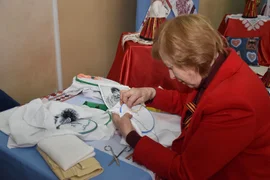 Когда в умелых руках оживают добрые традиции