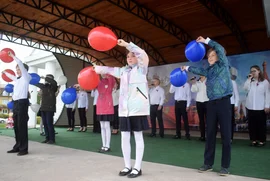 Члены Становлянского отделения Союза женщин приняли участие в акции Красная гвоздика