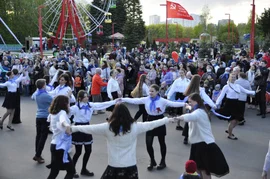 9 мая  на главной сцене в парке Победы г. Липецка   состоялась акция Синий платочек