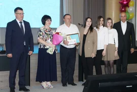 Многодетная семья Красниковых из Лебедянского района получила областную премию
