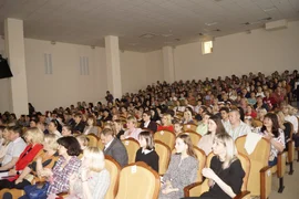 Церемония награждения победителей воспитательной акции "Главная в мире профессия - быть человеком"