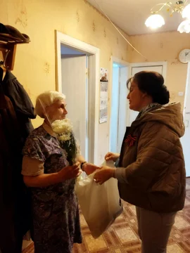 Надежда Гаврилова посетила и поздравила ветеранов Великой Отечественной войны Липецкого муниципального района