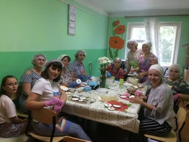 Наталья Мезенова  в преддверии праздника приняла участие в мастер классе по росписи имбирного пряника