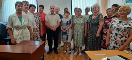 В Тербунской библиотеке прошла встреча с писателем краеведом, знатоком истории Тербунского края Колесником А.В.