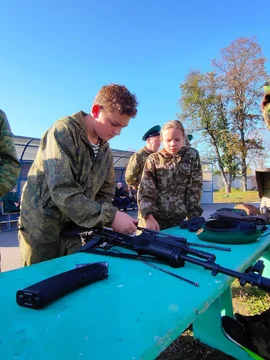 По инициативе общественных организаций в Лебедяни прошла военно- спортивная игра "Zарница"