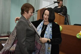 Накануне  Дня матери лучших мам Добринского района пригласили в большой зал администрации района
