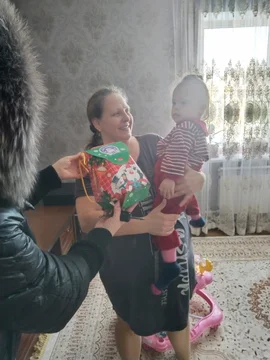 Представительницы СЖЛО поздравили с праздниками детей-инвалидов, проживающих на территории Липецкого района