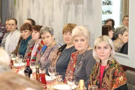 В кафе "Огни" прошла встреча участниц Данковского отделения СЖЛО с председателем - Верой Ивановной Урываевой