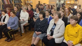 В Тербунской межпоселенческой библиотеке было организовано очередное занятие клуба «Родина»