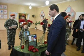 29 марта 2023 года на здании Среднематренской школы открыли мемориальную доску нашему Герою