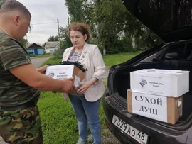Организатор волонтерского движения "Твори добро" сегодня отправила очередную партию гуманитарной помощи солдатам