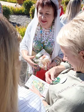 Дружат женщины - дружат города