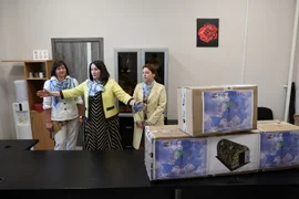 Походную баню передали сегодня активистки «Союза женщин Липецкой области» подразделению СОБР «Феникс» Росгвардии
