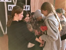 Активистки Краснинского районного отделения ЛООО "Союз женщин Липецкой области"встретились с блокадницей Ленинграда Колотухиной Тамарой Антоновной