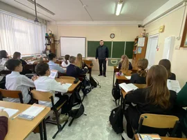 В Усманском районе прошла встреча школьников с представителями Госавтоинспекции