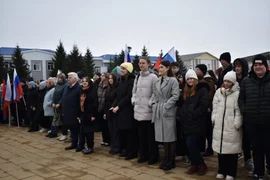 Митинг, посвященный десятой годовщине воссоединения Крыма с Россией, состоялся на главной площади Доброго