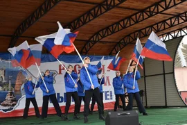Митинг, посвященный десятой годовщине воссоединения Крыма с Россией, состоялся на главной площади Доброго