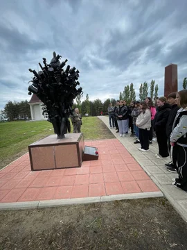 В Воловском районе прошла экскурсия по памятным и историческим местам Воловского округа