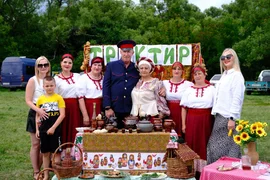 В Добринском районе отметили сразу два праздника – Святой Троицы и фестиваль «Поет гармонь над Битюгом»