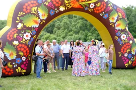 В Добринском районе отметили сразу два праздника – Святой Троицы и фестиваль «Поет гармонь над Битюгом»