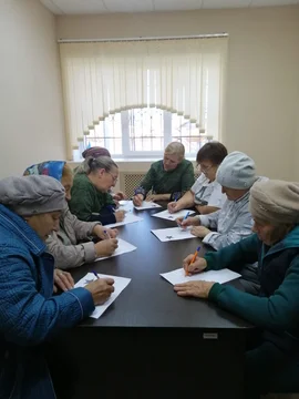 Активистки Добринского района многое делают для поддержки воинов, находящихся сейчас в зоне СВО