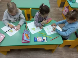 К сбору гуманитарной помощи для наших бойцов подключились активные члены Союза женщин России